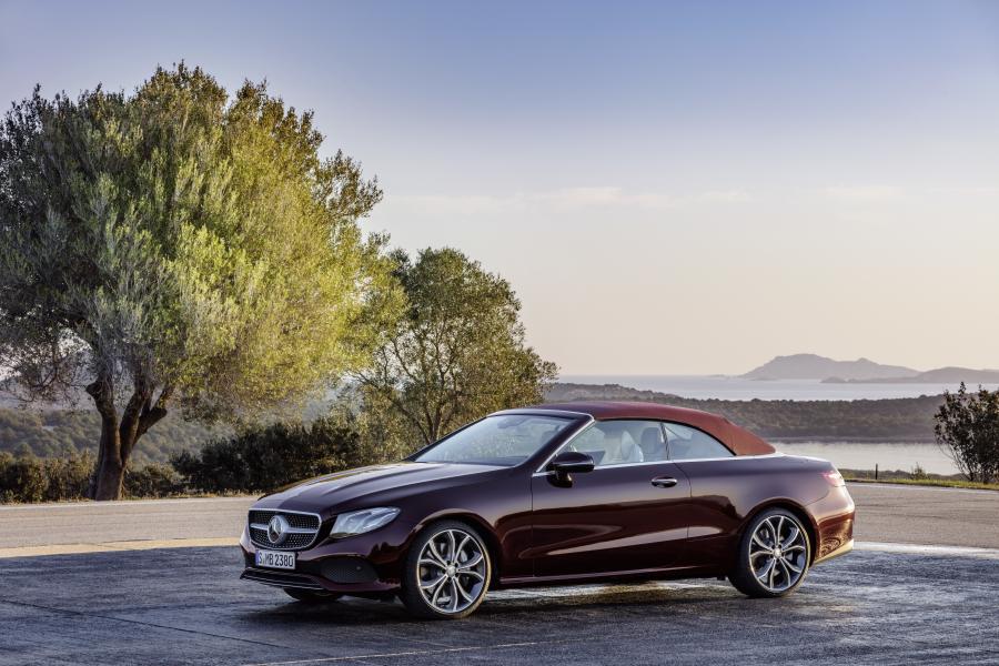  Mercedes-Benz E400 Cabriolet 25th Anniversary 2017 года  (WW) (фото 20 из 44)